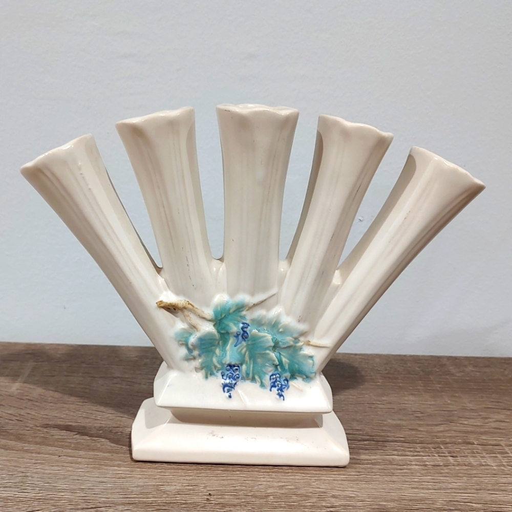 McCoy Pottery Vintage Five Finger Grape and Leaves MCM Flower Vase Ceramic 1960s